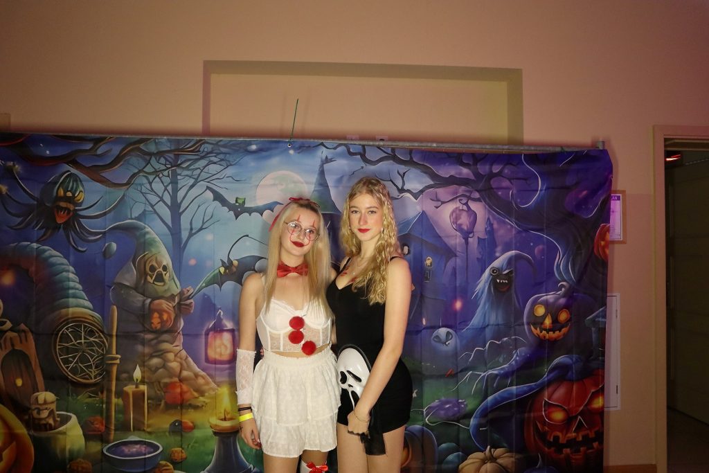 Halloween Volkshaus Meiningen 30.10.2025 – Volkshaus Meiningen – 30.10.2025 – Gäste feiern in der Eventschmiede Meiningen