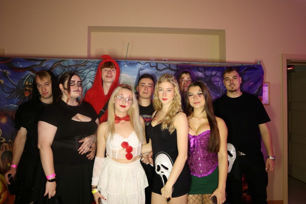 Halloween Volkshaus Meiningen 30.10.2025 – Volkshaus Meiningen – 30.10.2025 – Gäste feiern in der Eventschmiede Meiningen