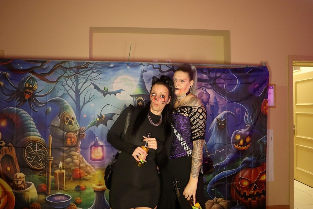 Halloween Volkshaus Meiningen 30.10.2025 – Volkshaus Meiningen – 30.10.2025 – Gäste feiern in der Eventschmiede Meiningen