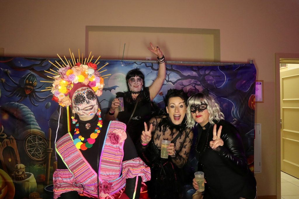 Halloween Volkshaus Meiningen 30.10.2025 – Volkshaus Meiningen – 30.10.2025 – Gäste feiern in der Eventschmiede Meiningen