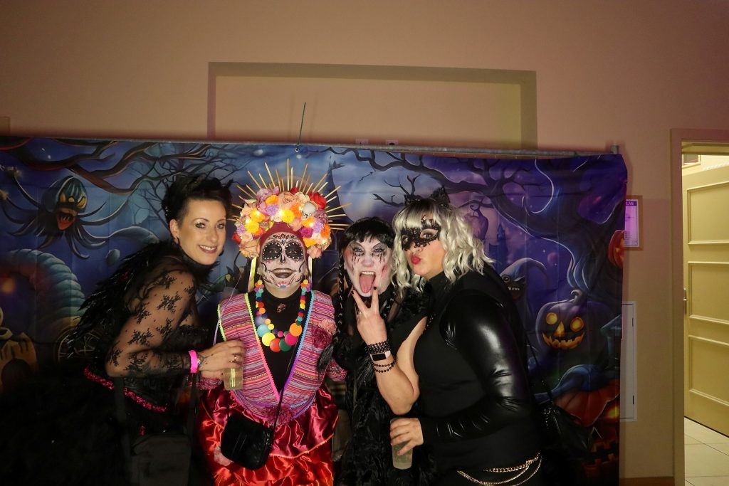 Halloween Volkshaus Meiningen 30.10.2025 – Volkshaus Meiningen – 30.10.2025 – Gäste feiern in der Eventschmiede Meiningen