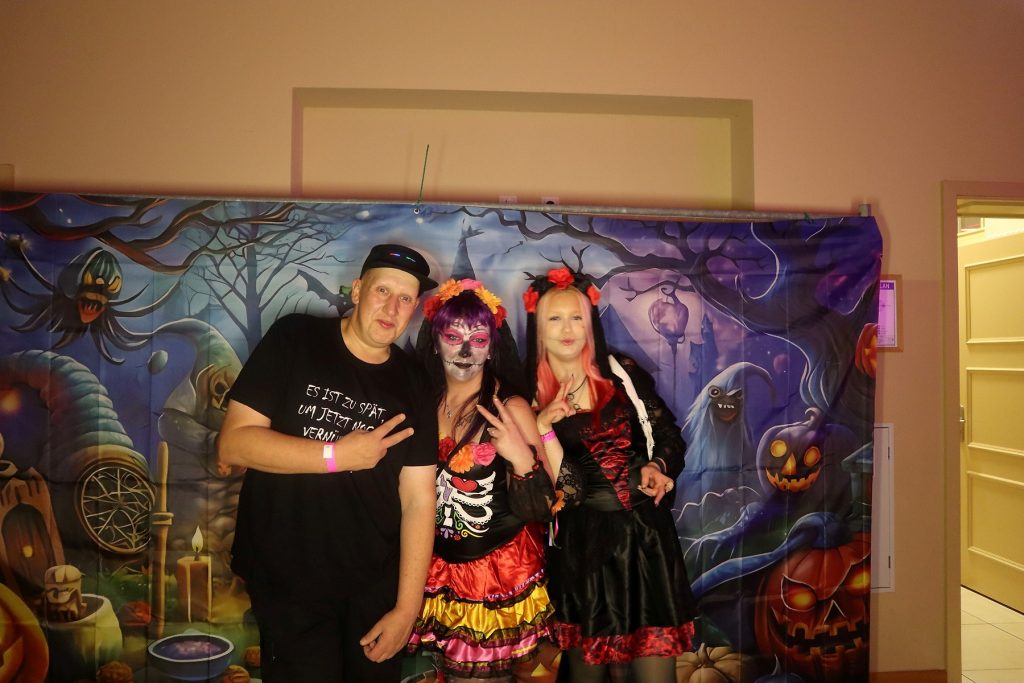 Halloween Volkshaus Meiningen 30.10.2025 – Volkshaus Meiningen – 30.10.2025 – Gäste feiern in der Eventschmiede Meiningen