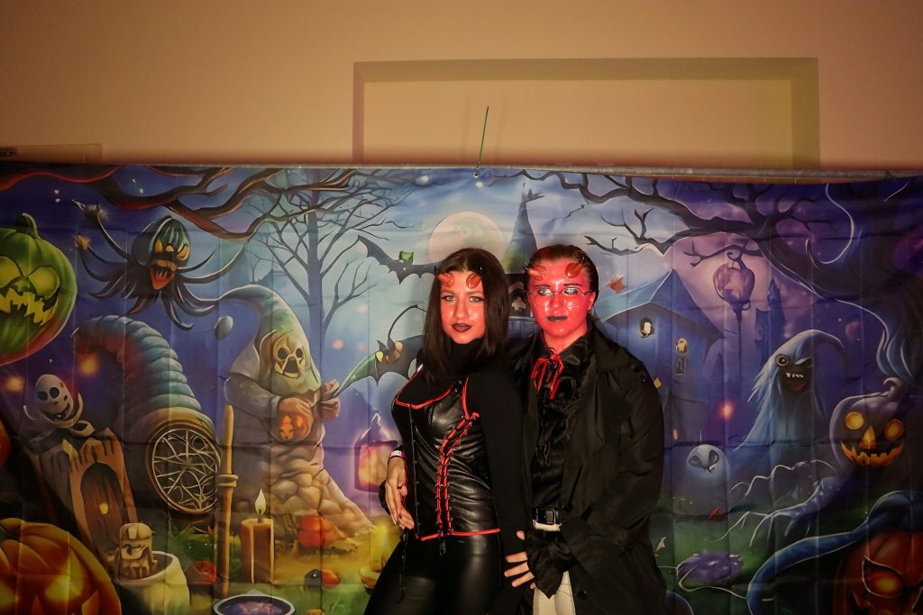 Halloween Volkshaus Meiningen 30.10.2025 – Volkshaus Meiningen – 30.10.2025 – Gäste feiern in der Eventschmiede Meiningen