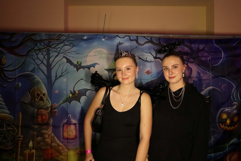 Halloween Volkshaus Meiningen 30.10.2025 – Volkshaus Meiningen – 30.10.2025 – Gäste feiern in der Eventschmiede Meiningen