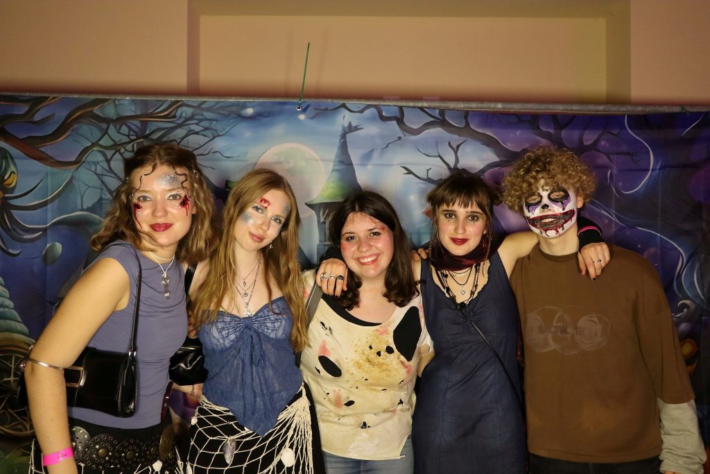 Halloween Volkshaus Meiningen 30.10.2025 – Volkshaus Meiningen – 30.10.2025 – Gäste feiern in der Eventschmiede Meiningen