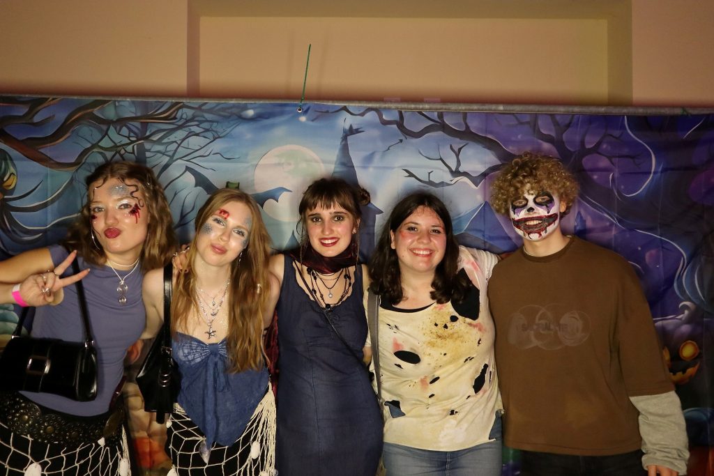 Halloween Volkshaus Meiningen 30.10.2025 – Volkshaus Meiningen – 30.10.2025 – Gäste feiern in der Eventschmiede Meiningen