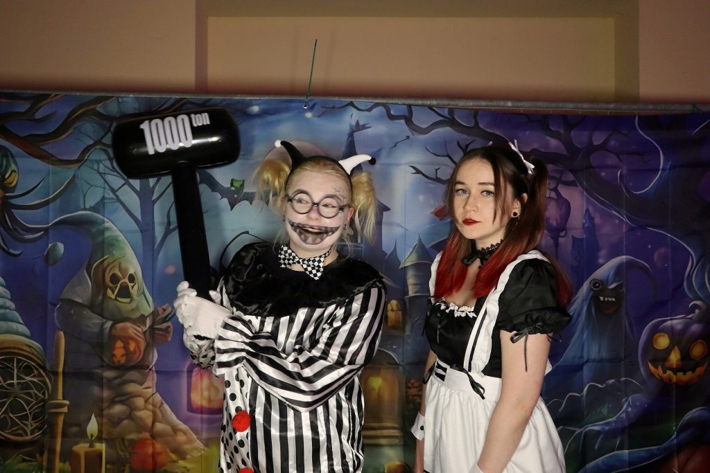 Halloween Volkshaus Meiningen 30.10.2025 – Volkshaus Meiningen – 30.10.2025 – Gäste feiern in der Eventschmiede Meiningen