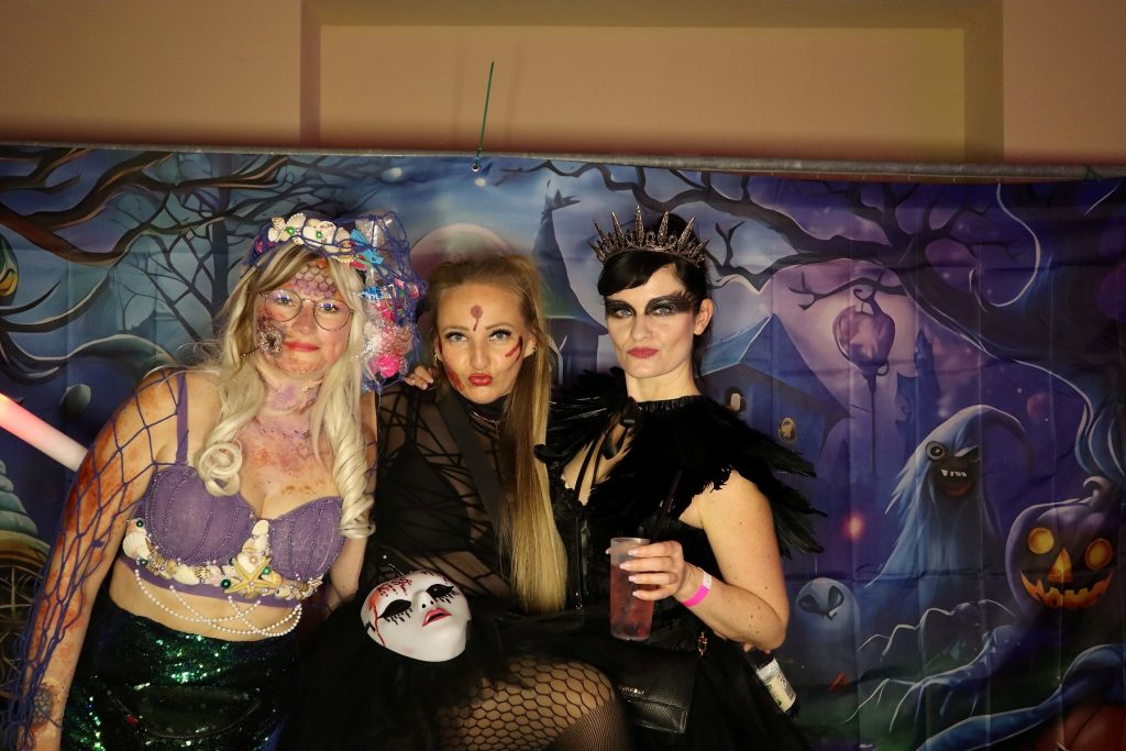 Halloween Volkshaus Meiningen 30.10.2025 – Volkshaus Meiningen – 30.10.2025 – Gäste feiern in der Eventschmiede Meiningen