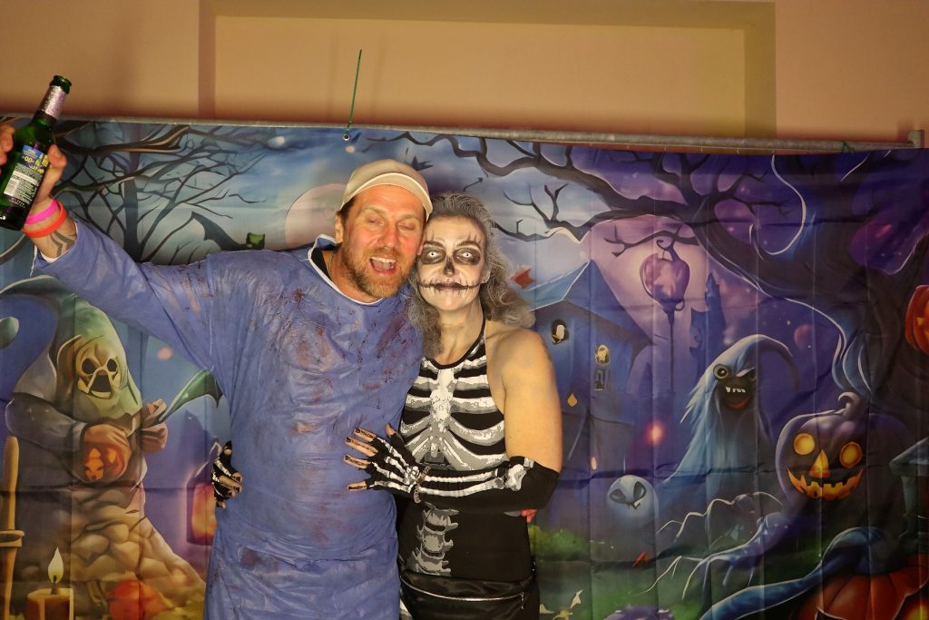 Halloween Volkshaus Meiningen 30.10.2025 – Volkshaus Meiningen – 30.10.2025 – Gäste feiern in der Eventschmiede Meiningen