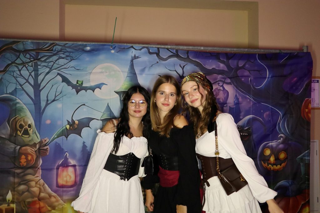 Halloween Volkshaus Meiningen 30.10.2025 – Volkshaus Meiningen – 30.10.2025 – Gäste feiern in der Eventschmiede Meiningen