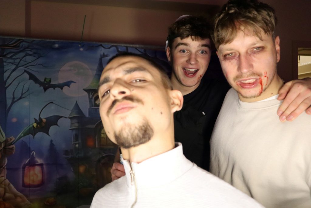 Halloween Volkshaus Meiningen 30.10.2025 – Volkshaus Meiningen – 30.10.2025 – Gäste feiern in der Eventschmiede Meiningen