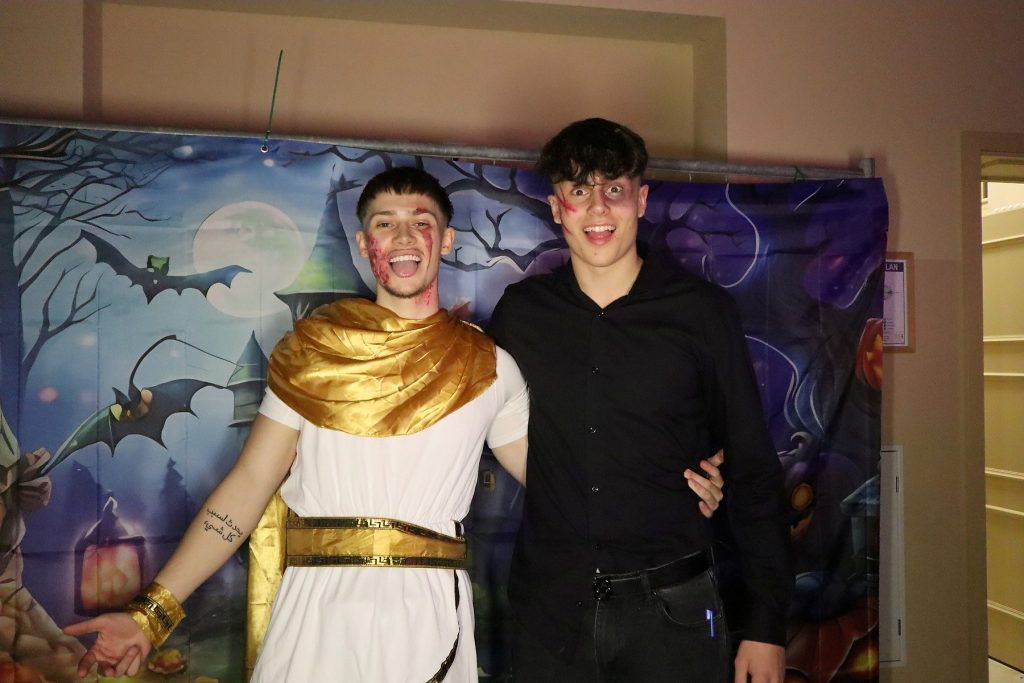 Halloween Volkshaus Meiningen 30.10.2025 – Volkshaus Meiningen – 30.10.2025 – Gäste feiern in der Eventschmiede Meiningen