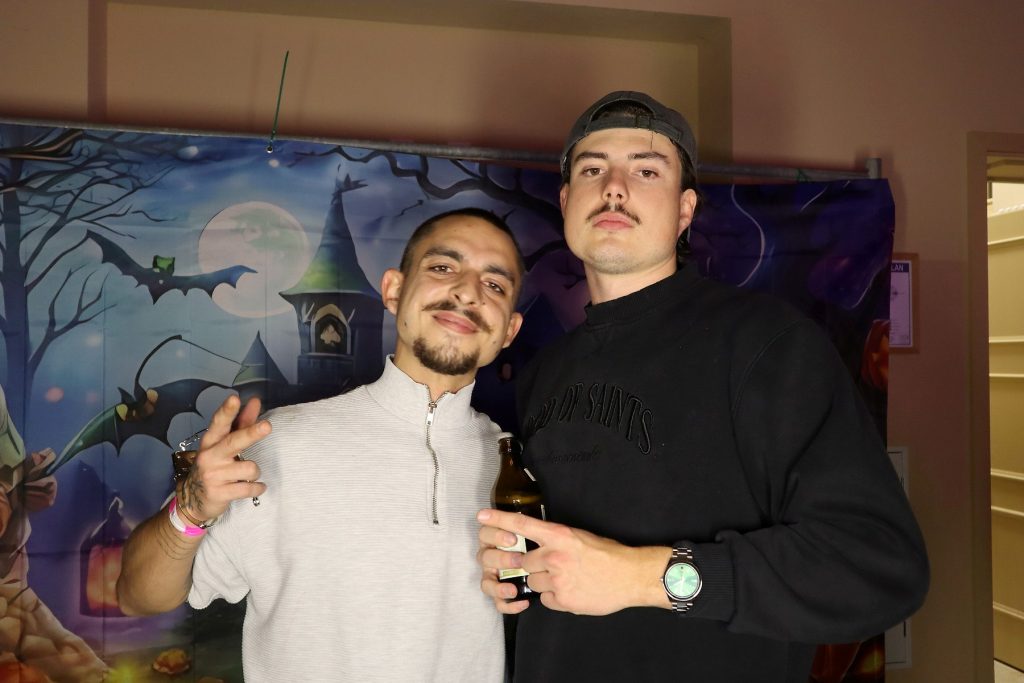 Halloween Volkshaus Meiningen 30.10.2025 – Volkshaus Meiningen – 30.10.2025 – Gäste feiern in der Eventschmiede Meiningen