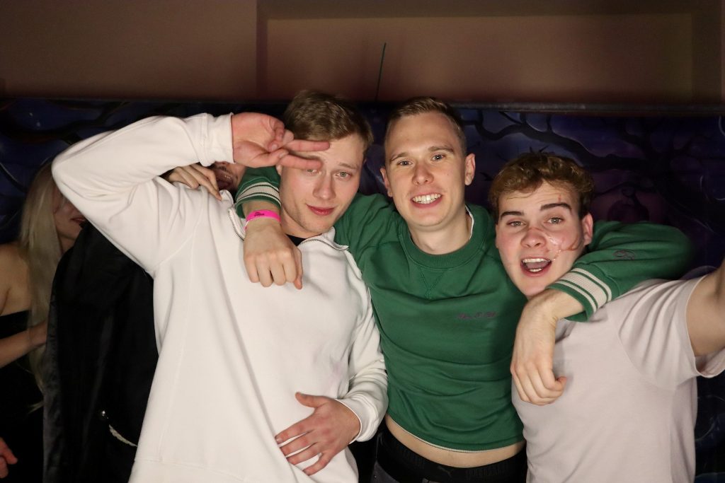 Halloween Volkshaus Meiningen 30.10.2025 – Volkshaus Meiningen – 30.10.2025 – Gäste feiern in der Eventschmiede Meiningen